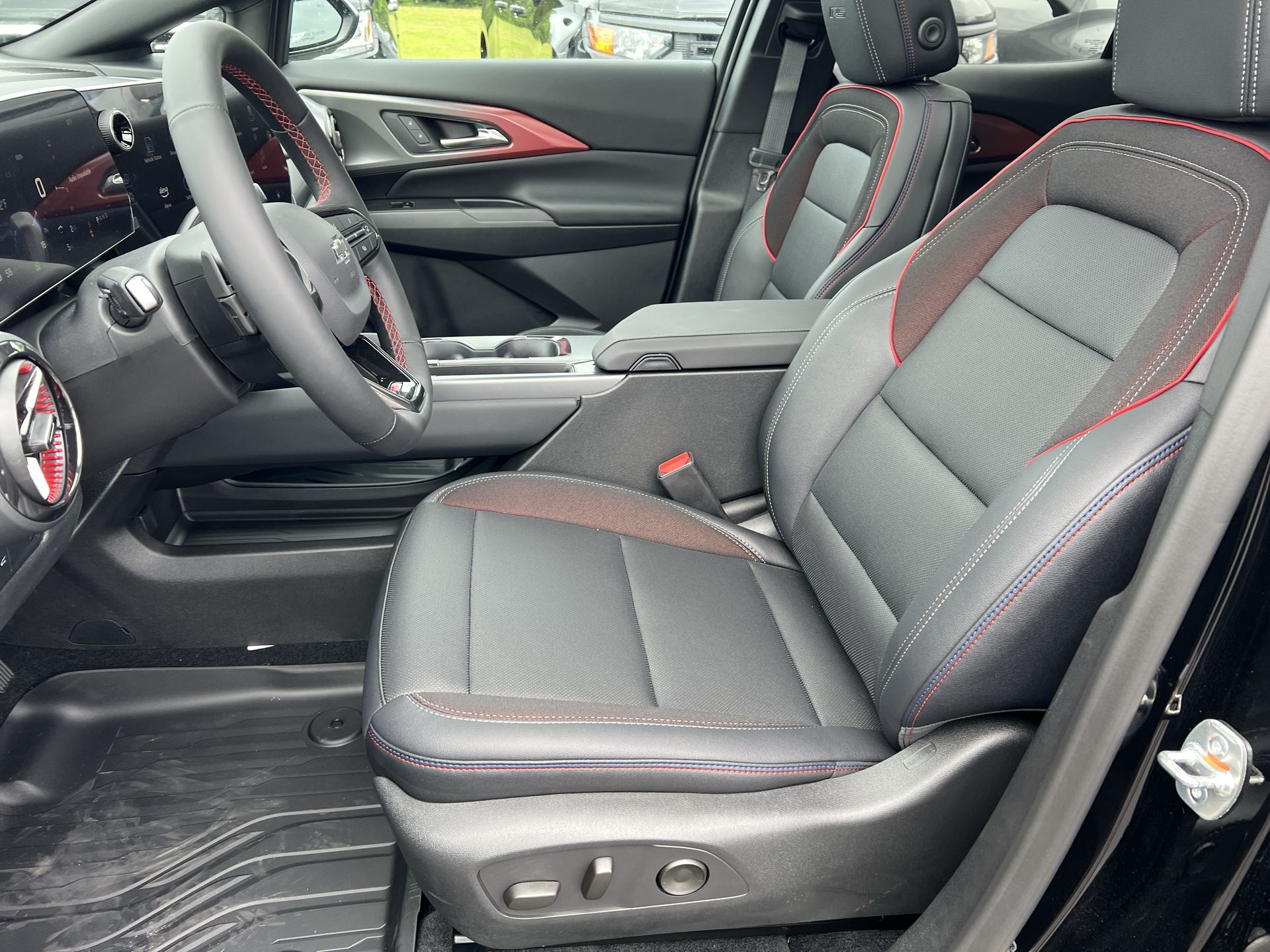 2025 Chevrolet Equinox EV 3RS photo 7