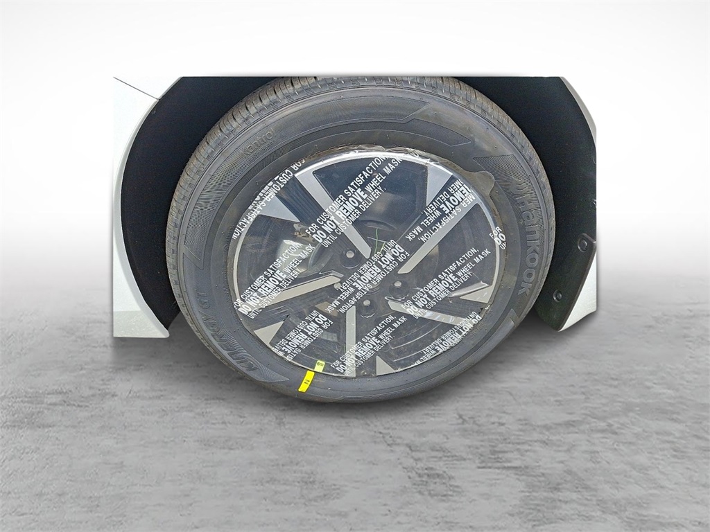 2025 Nissan Sentra SV photo 3