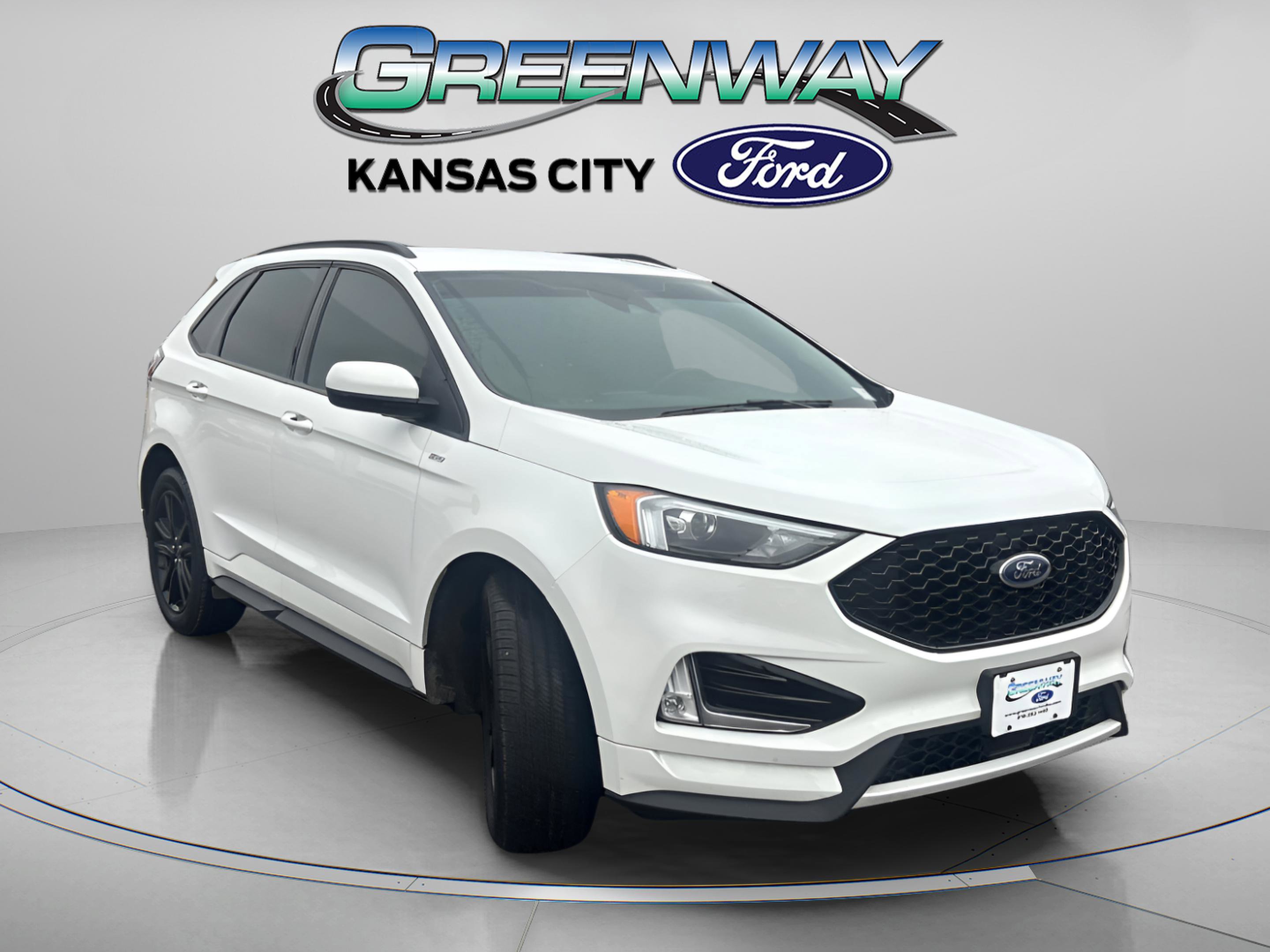 2022 Ford Edge ST-Line's photo