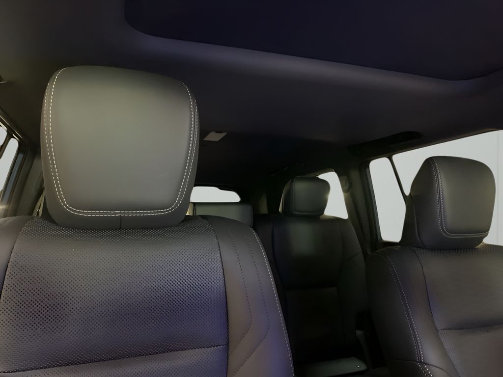 2025 Toyota Land Cruiser photo 17