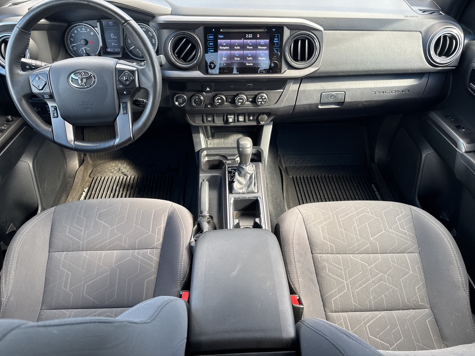 2019 Toyota Tacoma TRD Off-Road photo 2