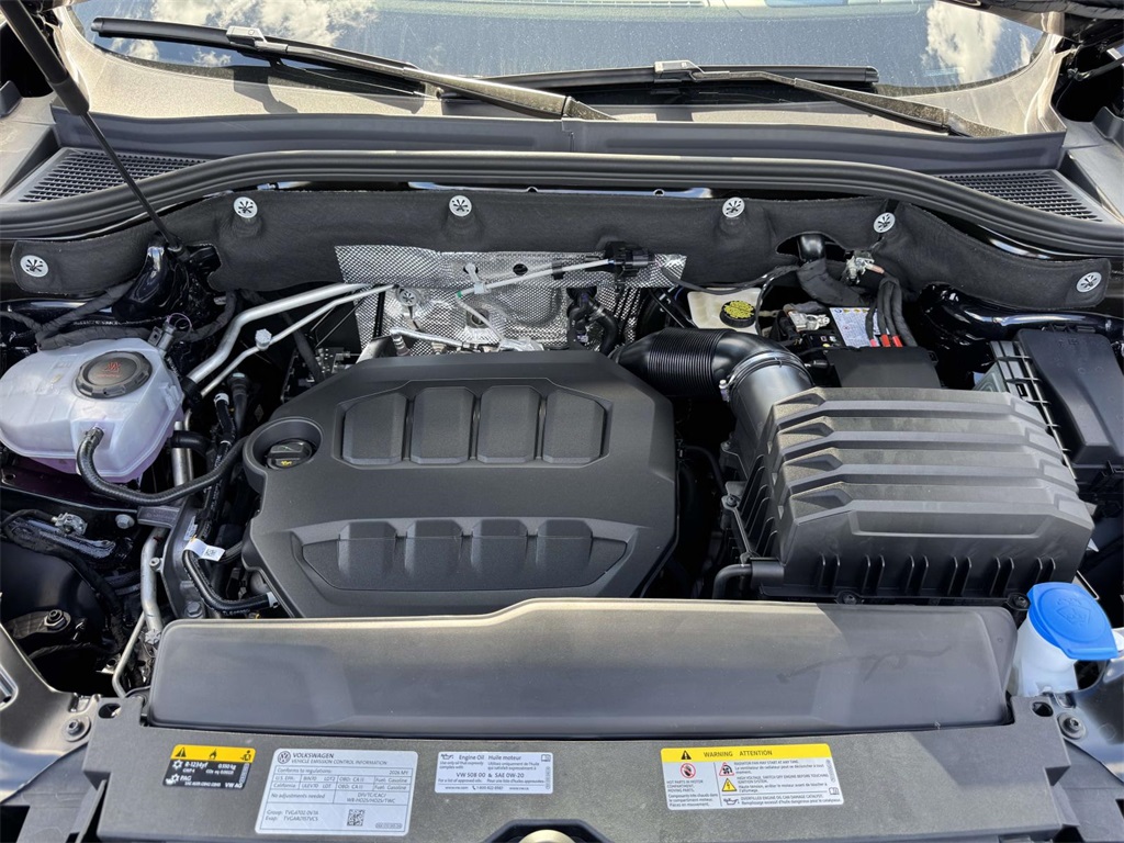 2026 Volkswagen Atlas Cross Sport SEL R-Line photo 13