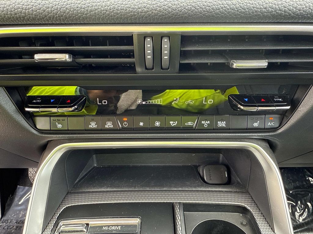 2024 Mazda CX-90 Preferred photo 27