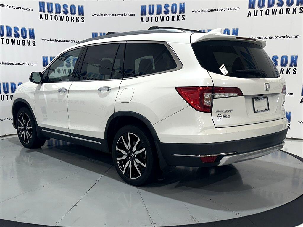 2019 Honda Pilot Touring photo 3
