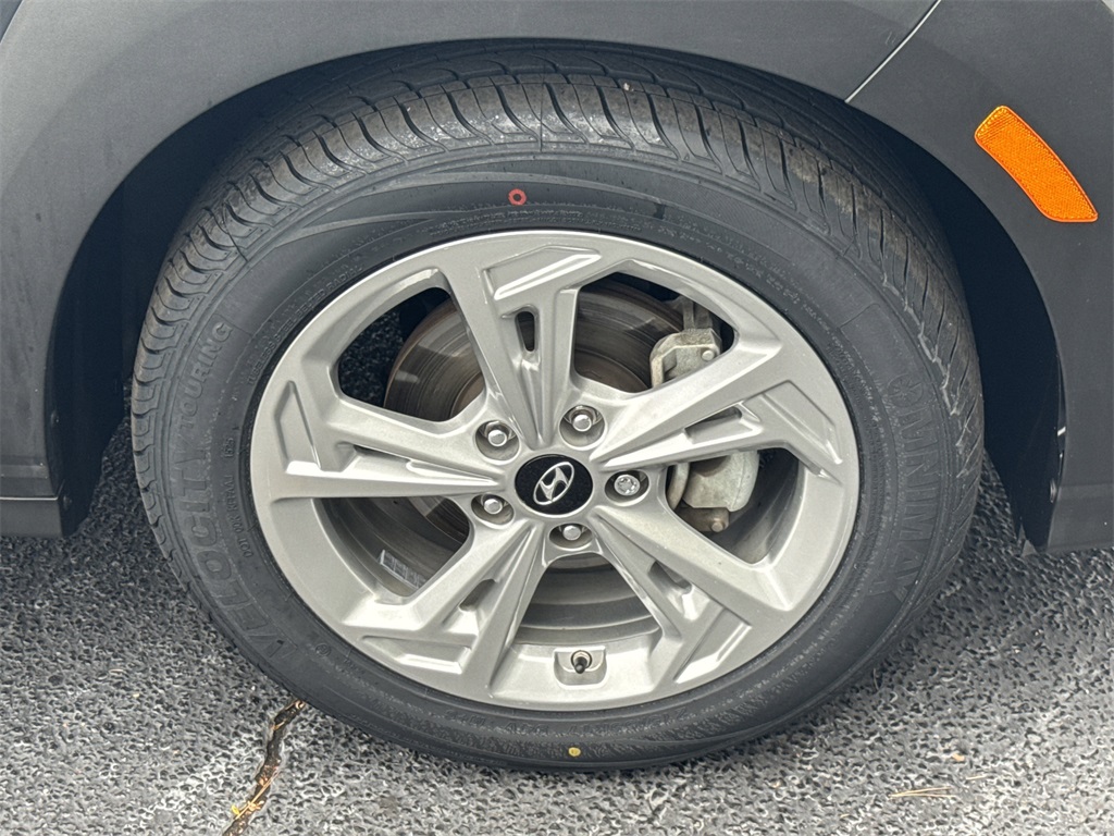 2023 Hyundai Kona SEL photo 12