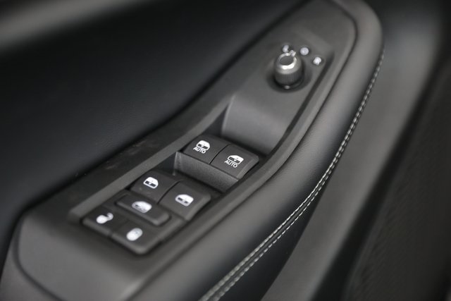 2025 Jeep Grand Cherokee Limited photo 11