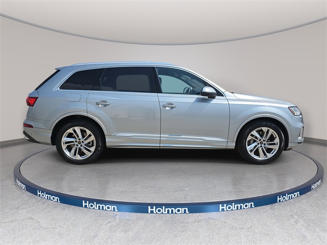 2023 Audi Q7 55 Prestige photo 4