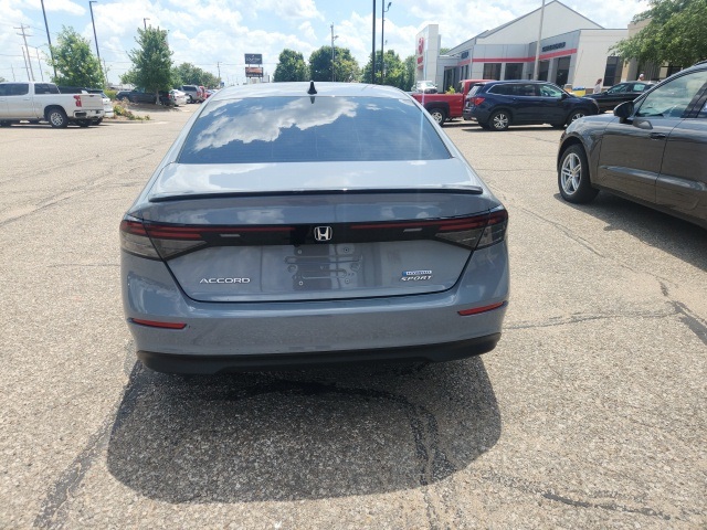 2024 Honda Accord Hybrid Sport photo 2