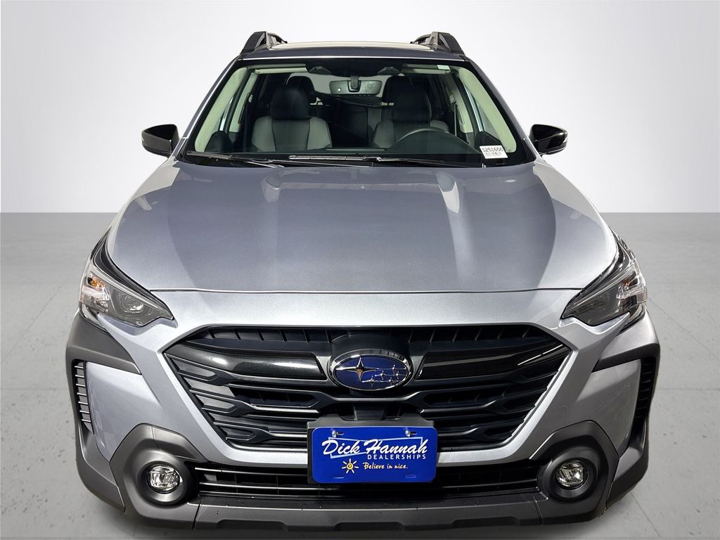 2025 Subaru Outback Onyx Edition photo 3