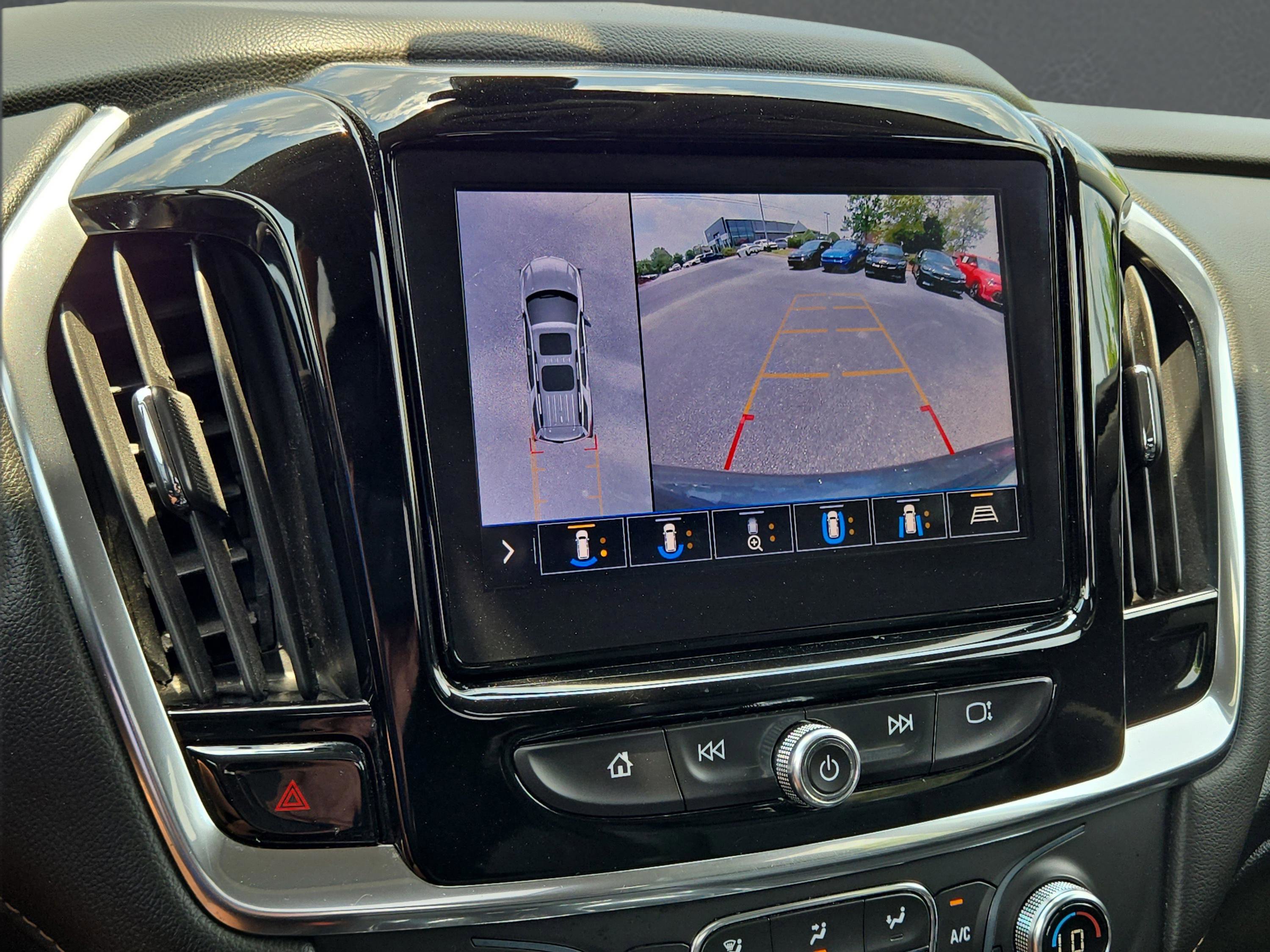 2021 Chevrolet Traverse RS photo 24