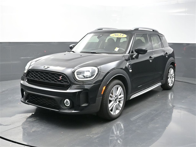 2023 MINI Countryman S's photo
