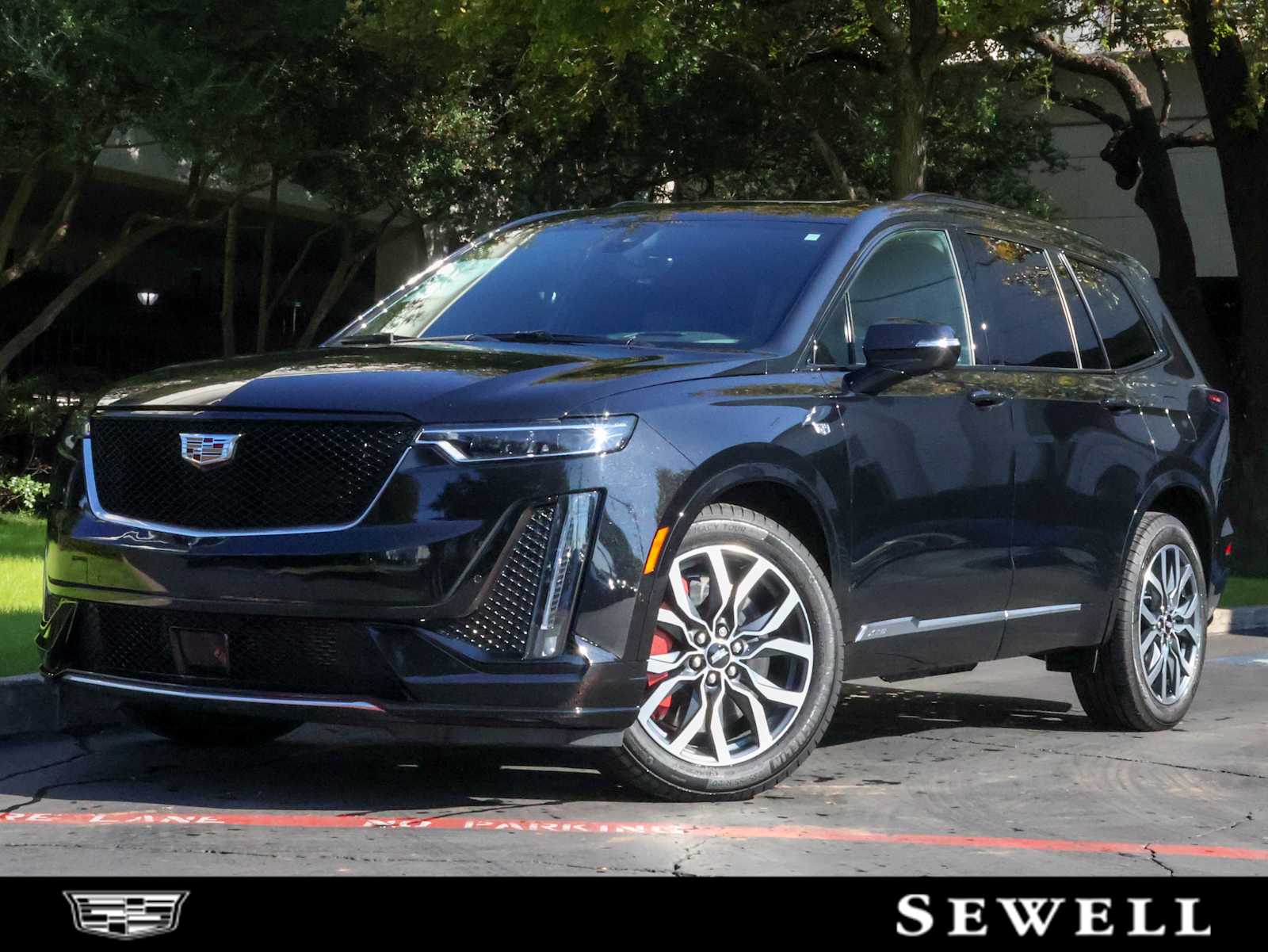 2024 Cadillac XT6 Sport's photo