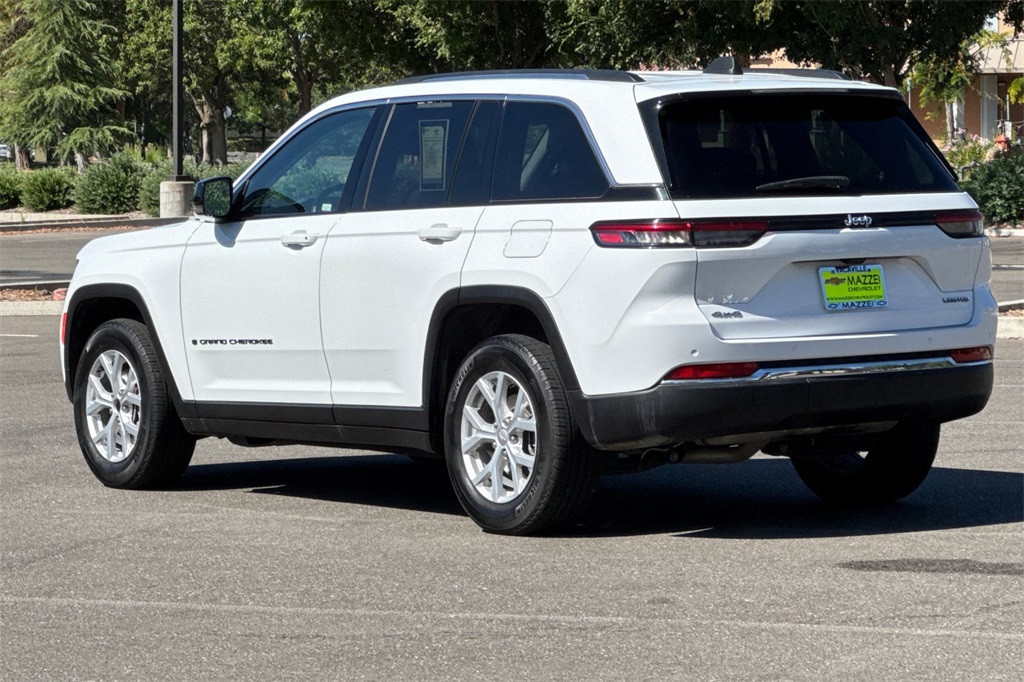 2023 Jeep Grand Cherokee Limited photo 3