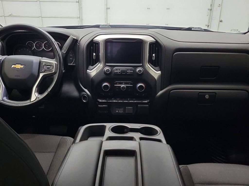 2020 Chevrolet Silverado 1500 LT photo 4