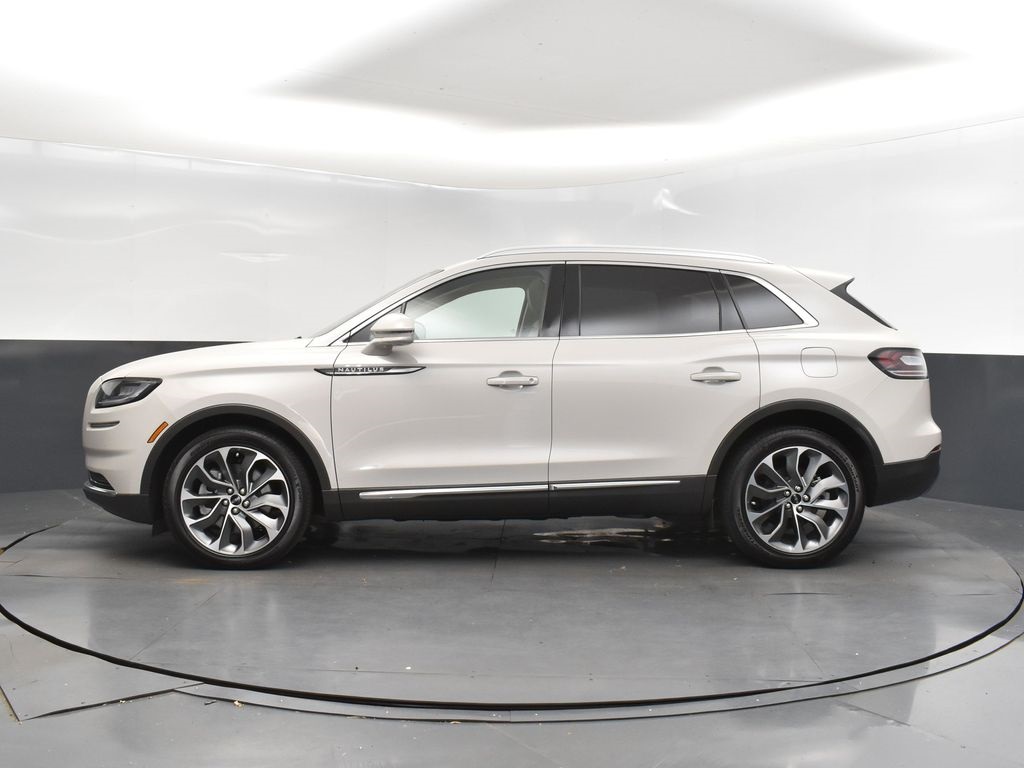 2023 Lincoln Nautilus Reserve photo 4