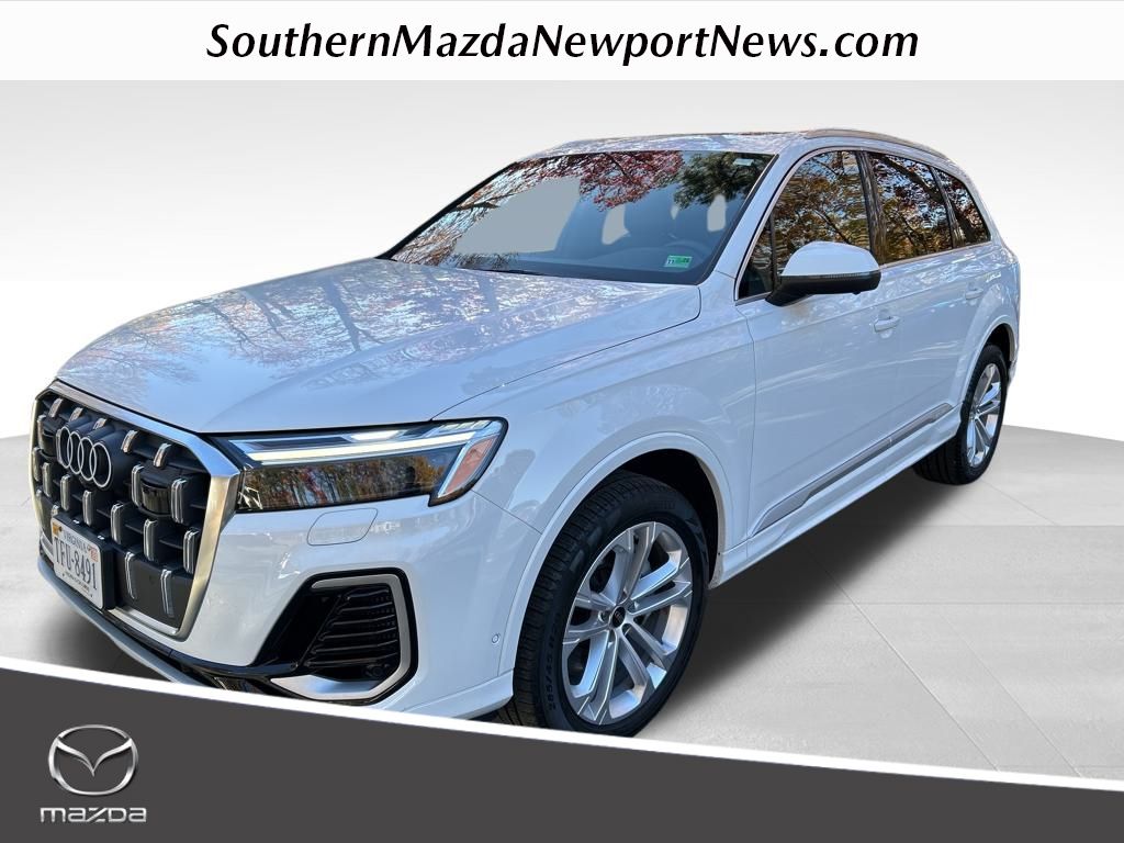 2025 Audi Q7 Premium Plus's photo