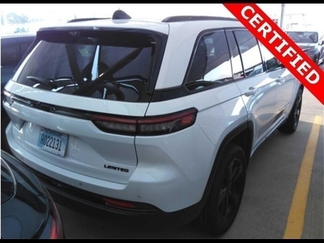2023 Jeep Grand Cherokee Limited photo 2