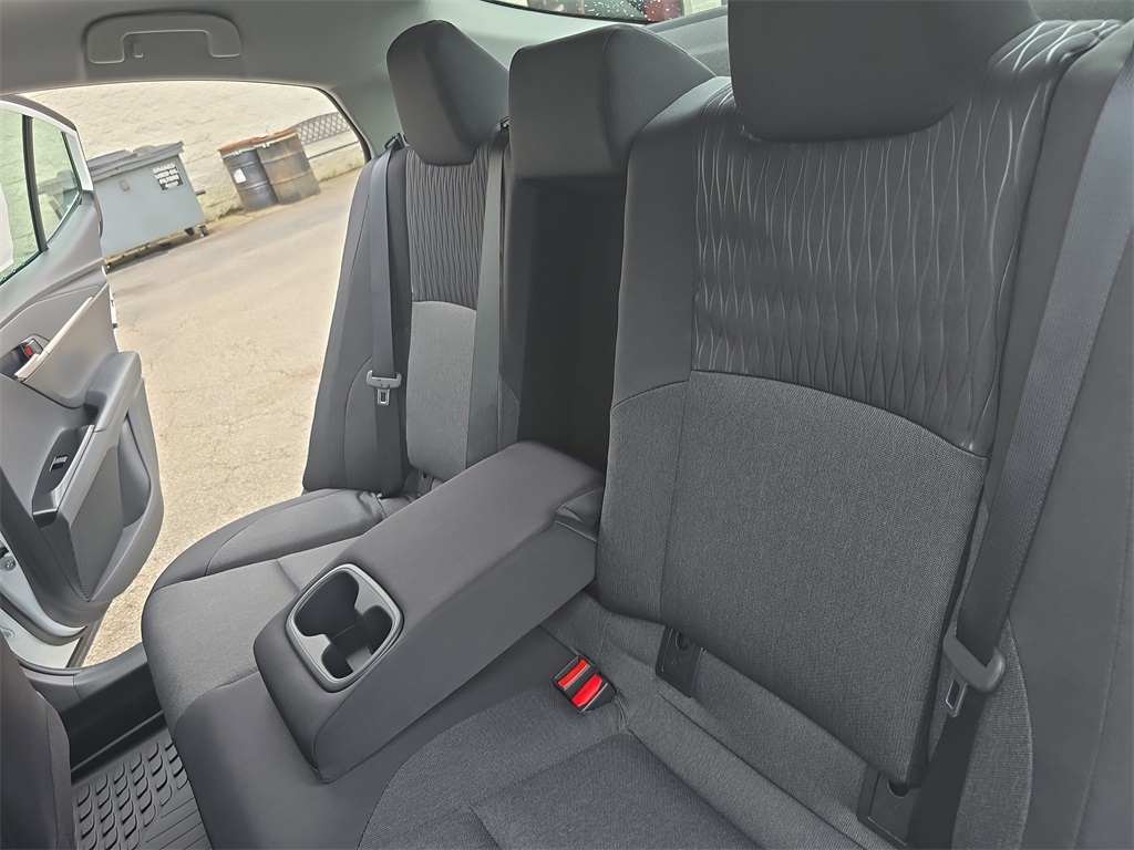 2025 Toyota Camry LE photo 12