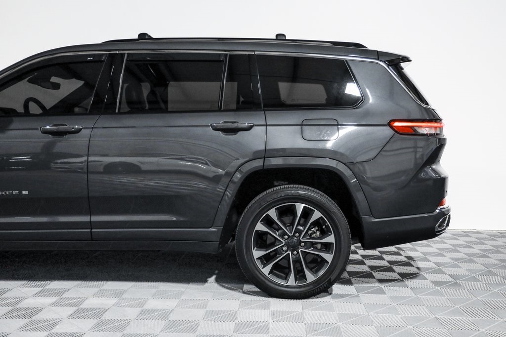 2022 Jeep Grand Cherokee Overland photo 17