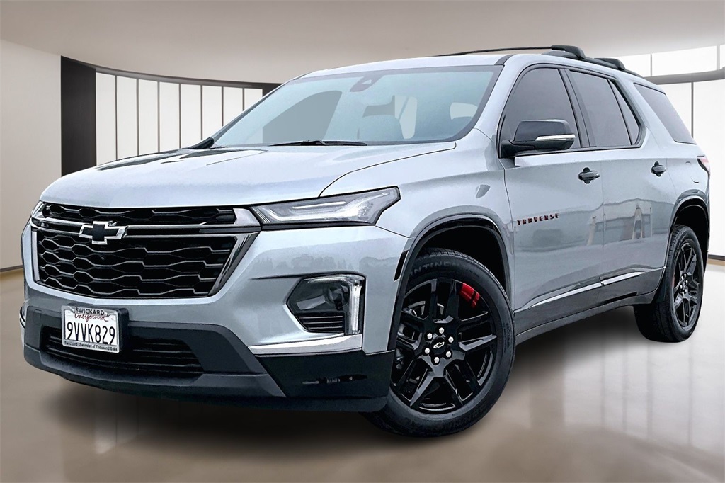 2023 Chevrolet Traverse Premier's photo