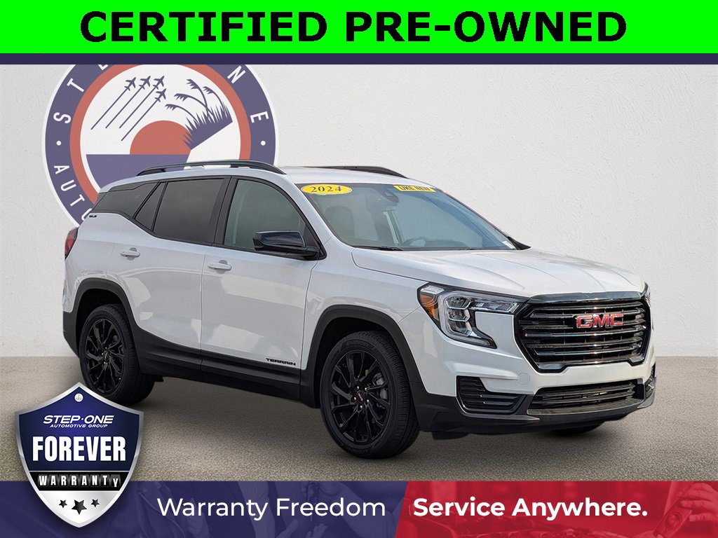 2024 GMC Terrain SLE's photo
