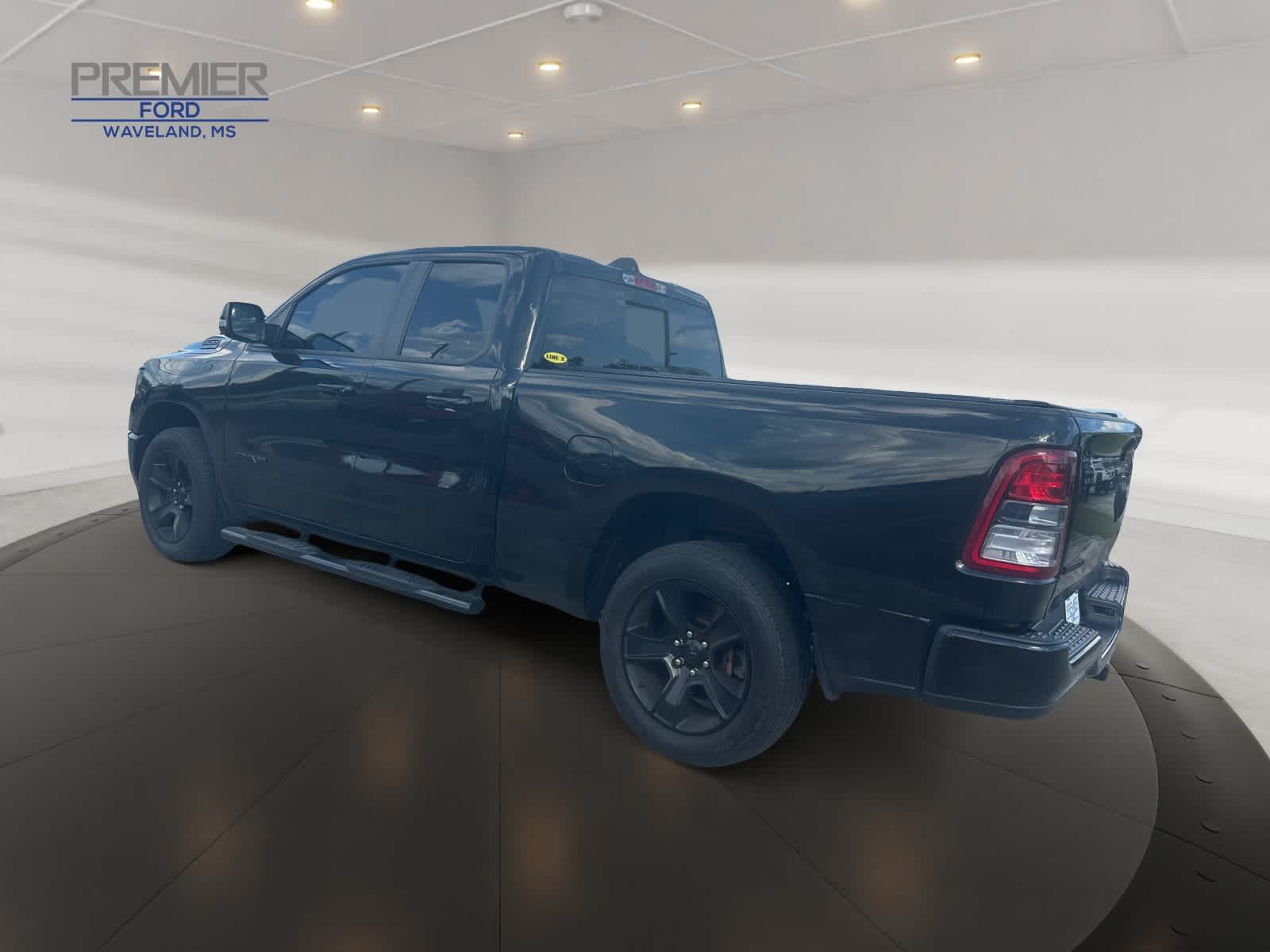 2021 Ram 1500 Big Horn photo 3