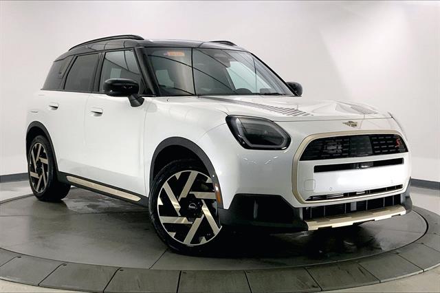 2026 MINI Countryman S's photo