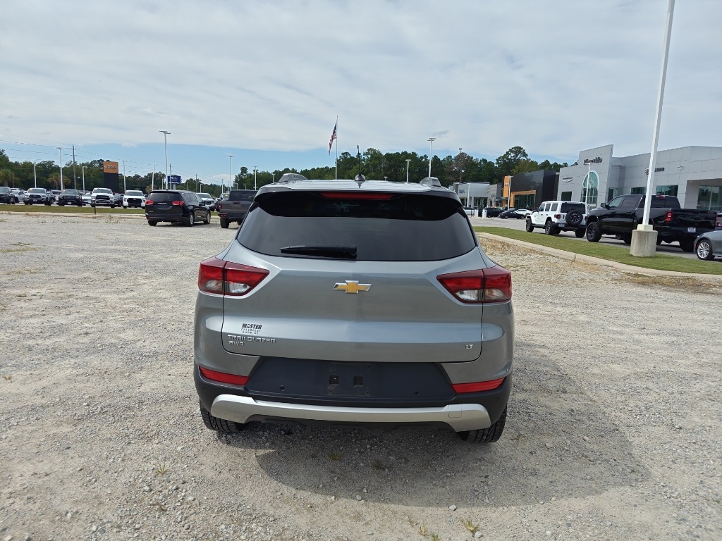 2023 Chevrolet Trailblazer LT photo 4