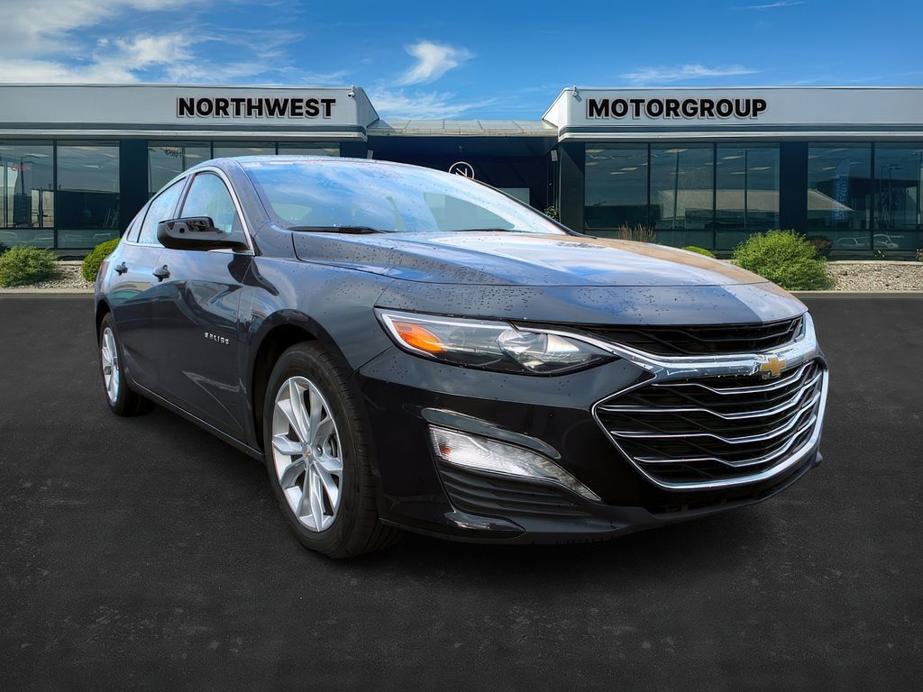 2024 Chevrolet Malibu 1LT's photo