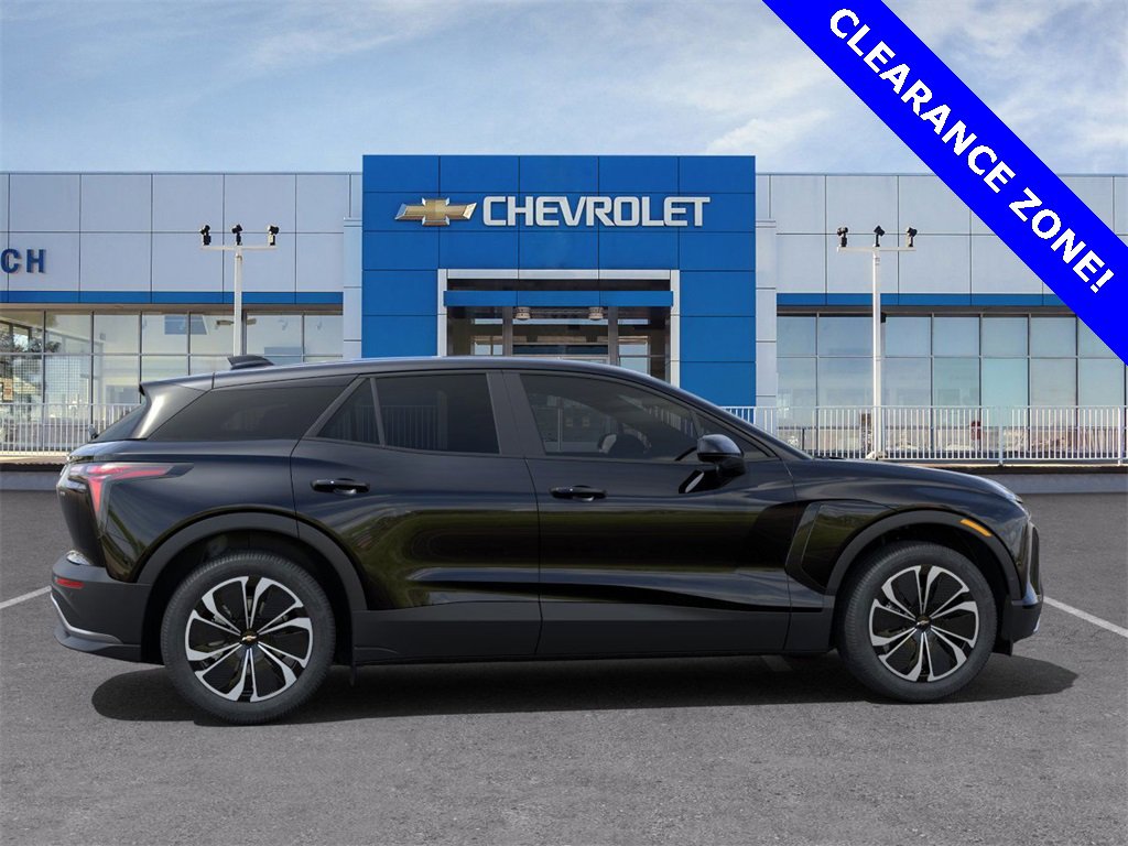 2025 Chevrolet Blazer EV photo 2
