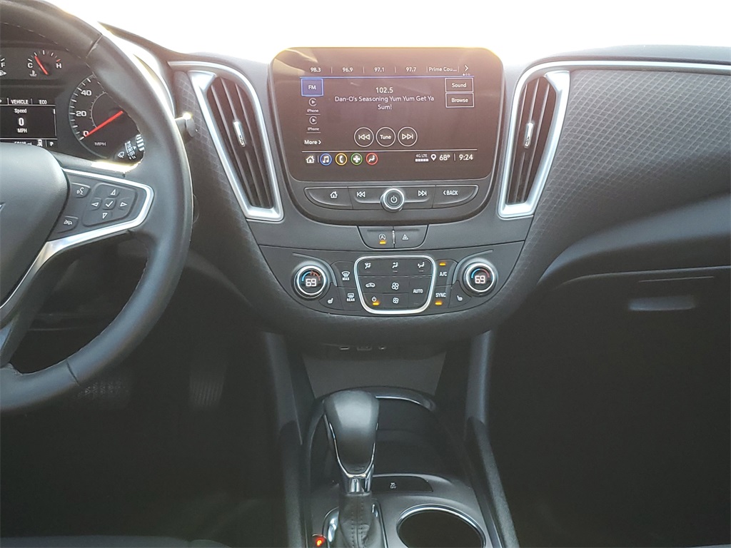 2023 Chevrolet Malibu 1LT photo 23