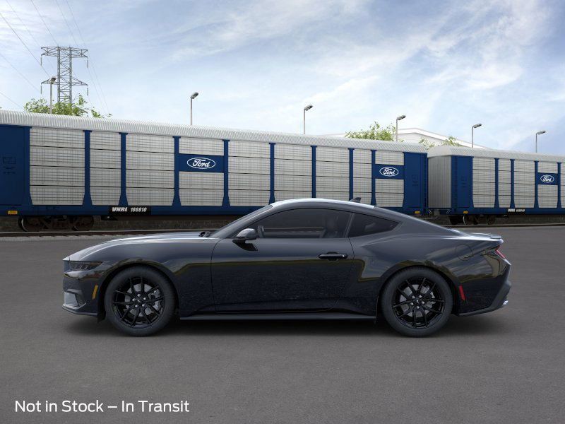 2025 Ford Mustang EcoBoost Premium photo 3