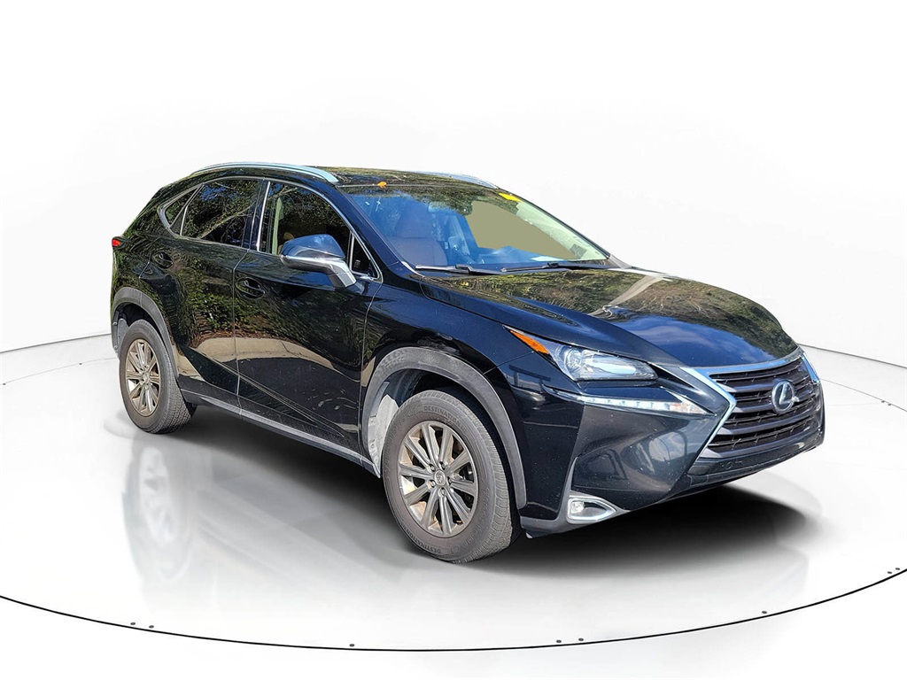 2017 Lexus NX 200t's photo