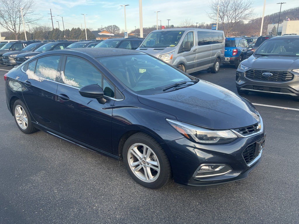 Used 2016 Chevrolet Cruze LT with VIN 1G1BD5SM8G7274292 for sale in Onalaska, WI