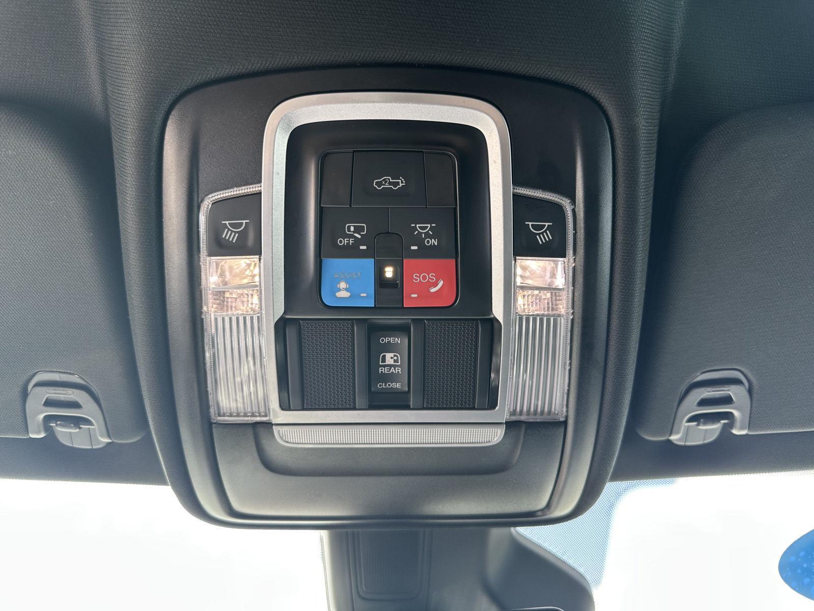 2025 Ram 1500 Laramie photo 32
