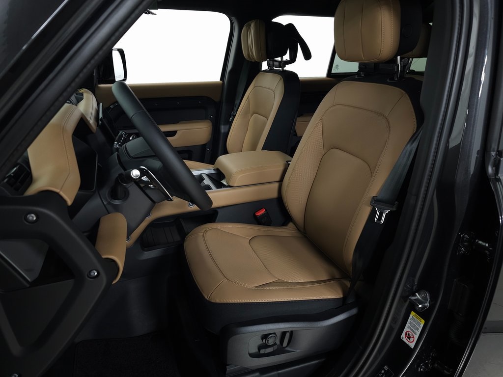 2026 LAND ROVER DEFENDER - Image 12