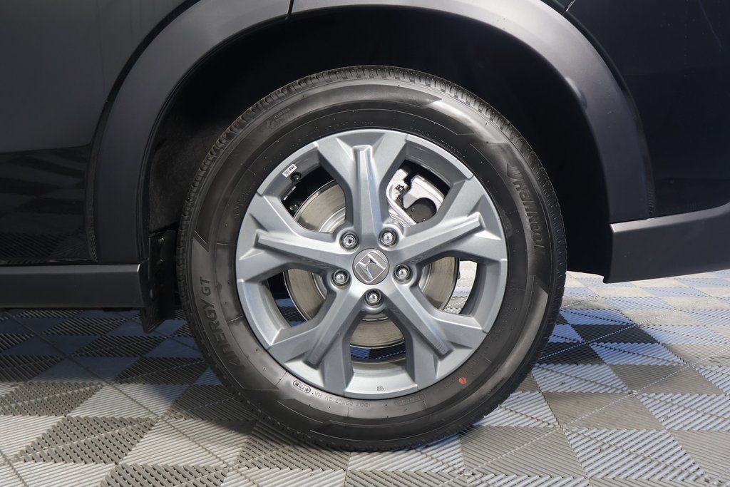 2026 Honda HR-V LX photo 10
