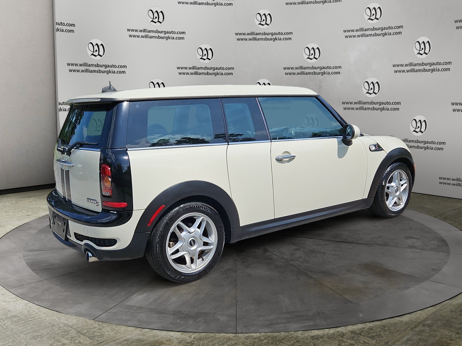 2010 Mini Cooper S photo 4