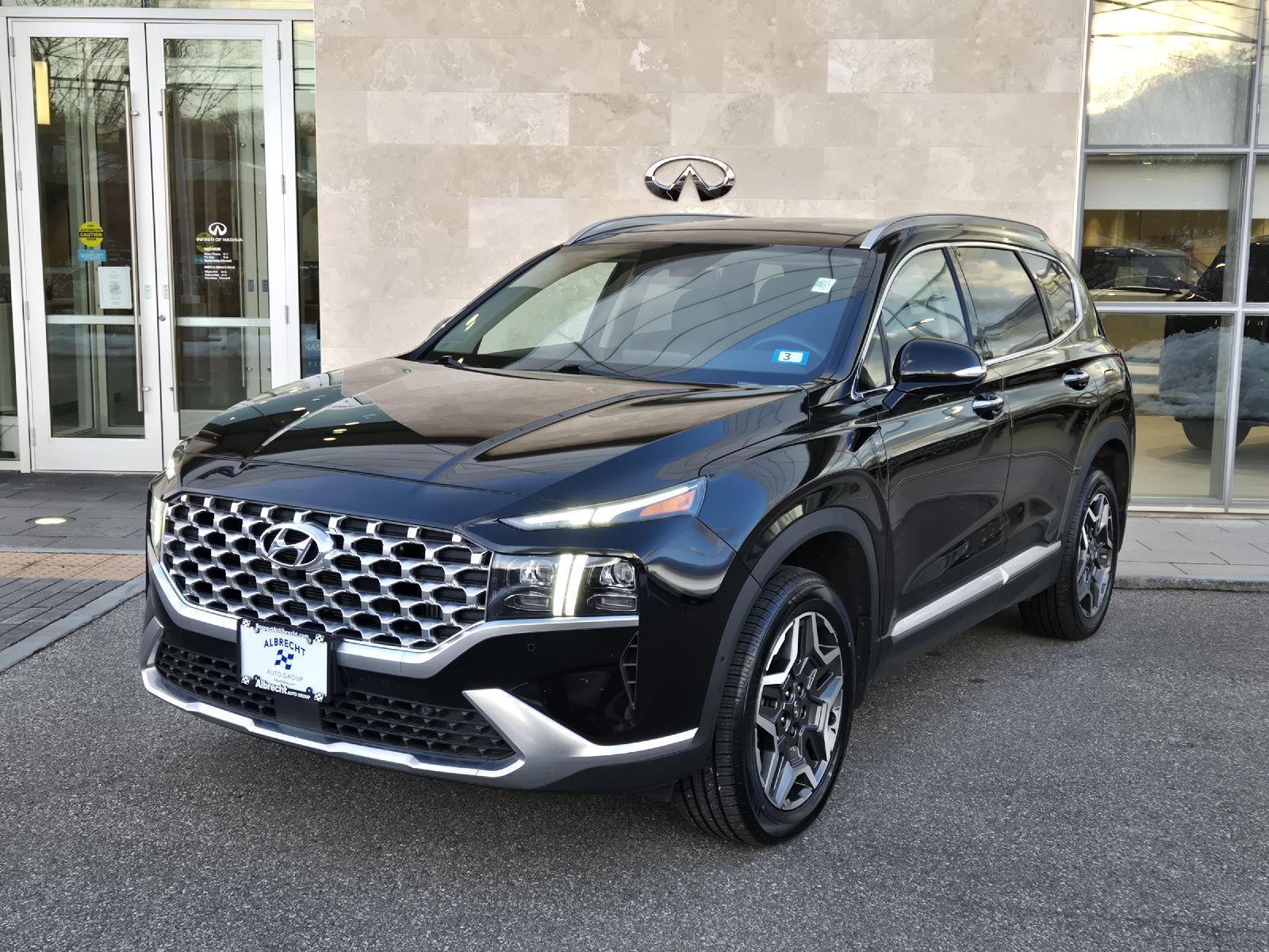 2022 Hyundai Santa Fe Limited HEV's photo