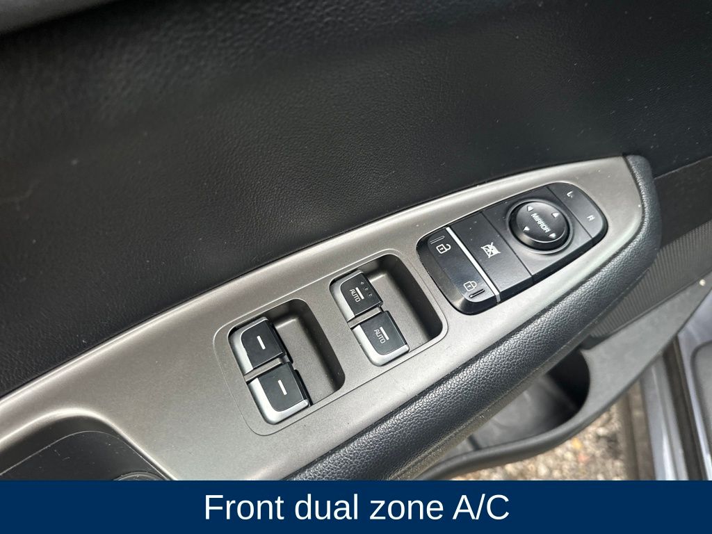 2019 Kia Optima LX S photo 4