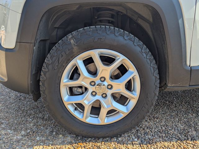 2018 Jeep Renegade Latitude North Edition photo 10