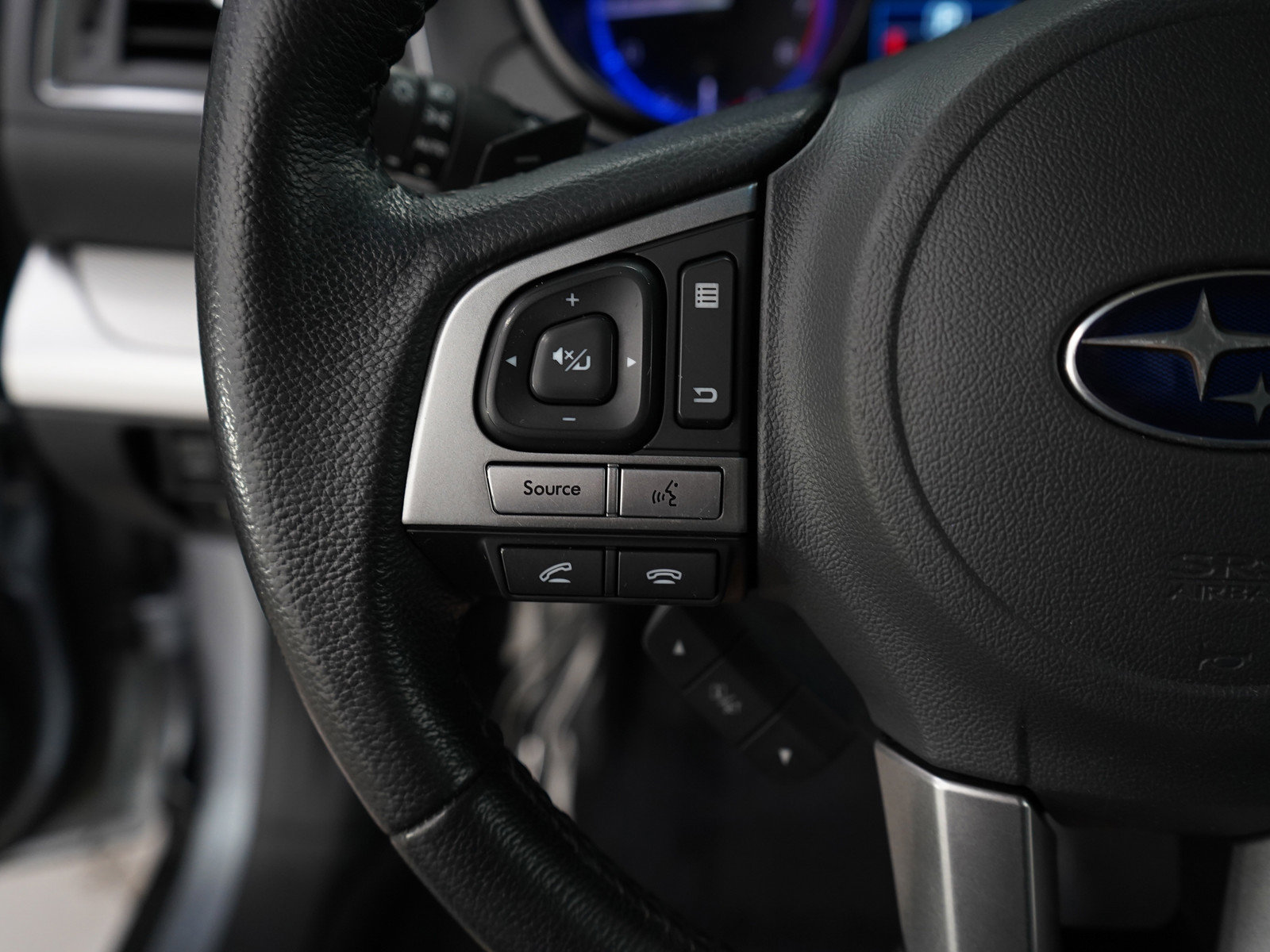 2017 Subaru Outback 2.5i Premium photo 21