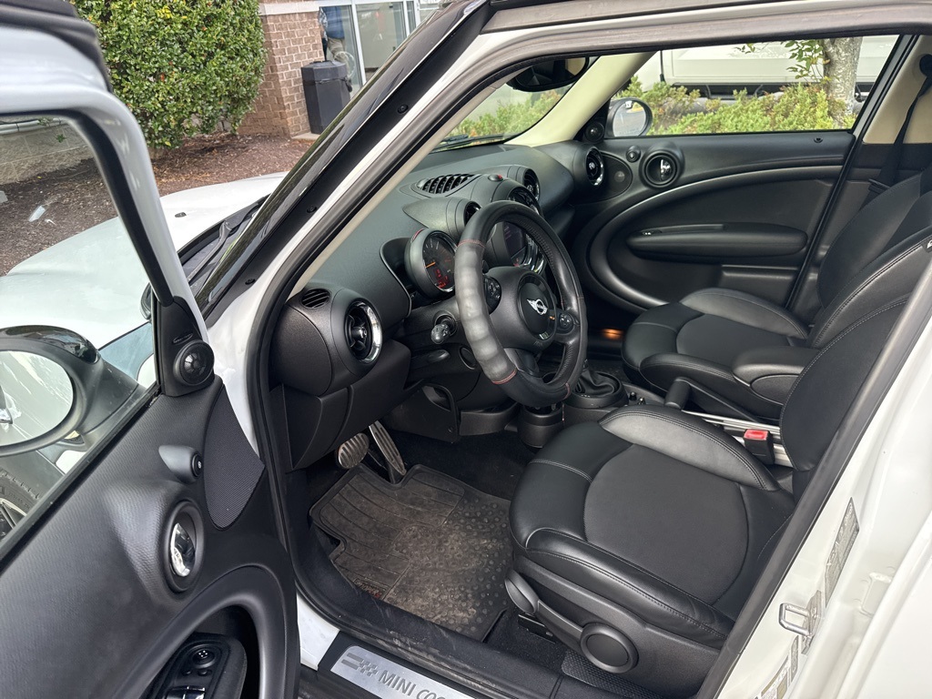 2015 Mini Countryman ALL4 S photo 5