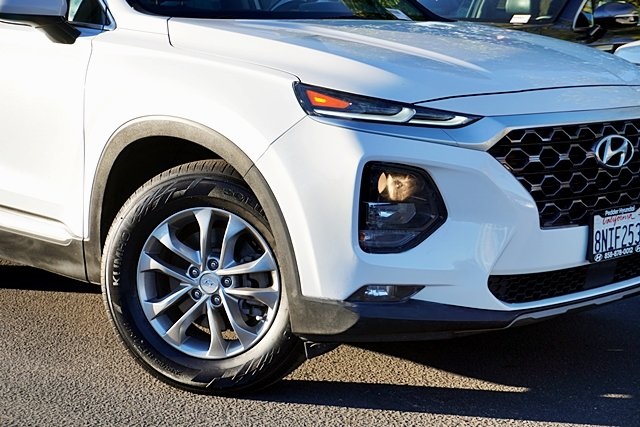 Used 2020 White Hyundai SEL image 3