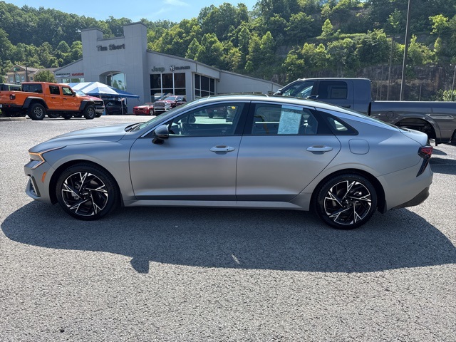 2025 Kia K5 GT-Line photo 6