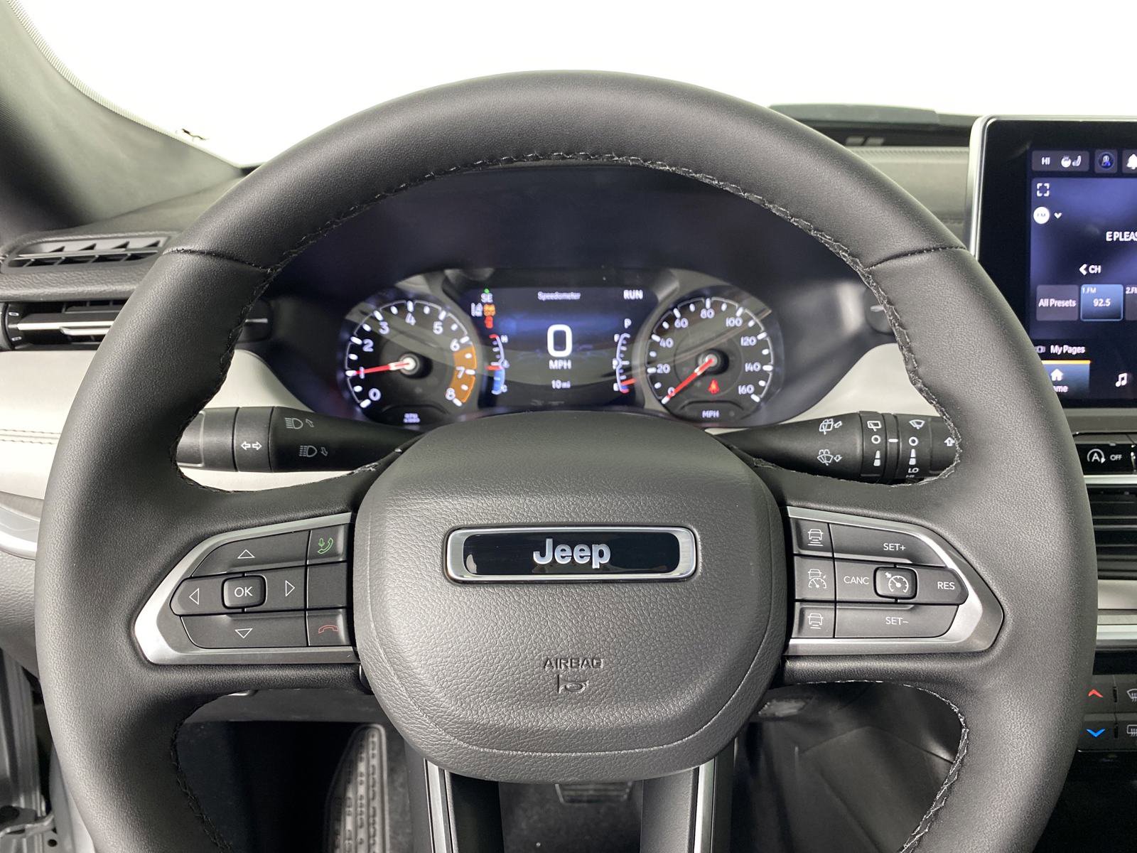 2025 Jeep Compass Limited photo 12