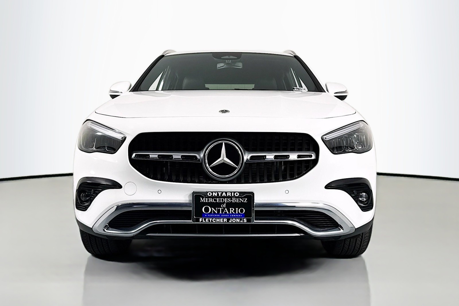 2025 Mercedes Benz GLA 250 photo 2