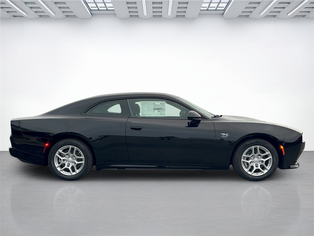 2025 Dodge Challenger Daytona R/T photo 2