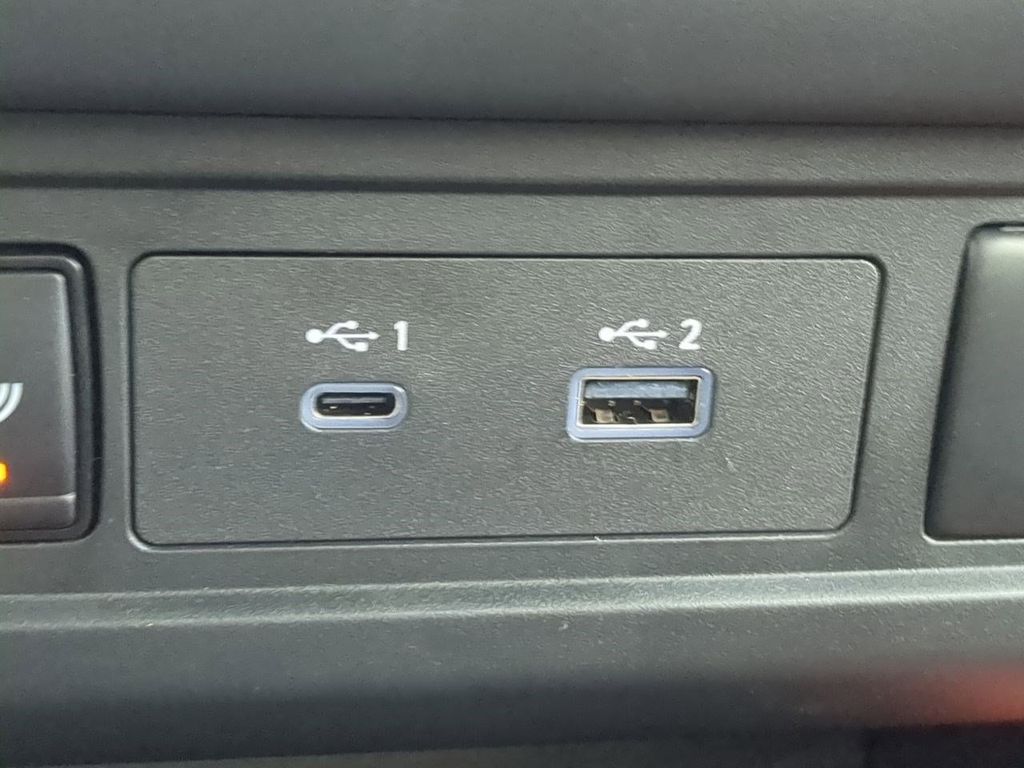 2025 Nissan Frontier PRO-4X photo 18