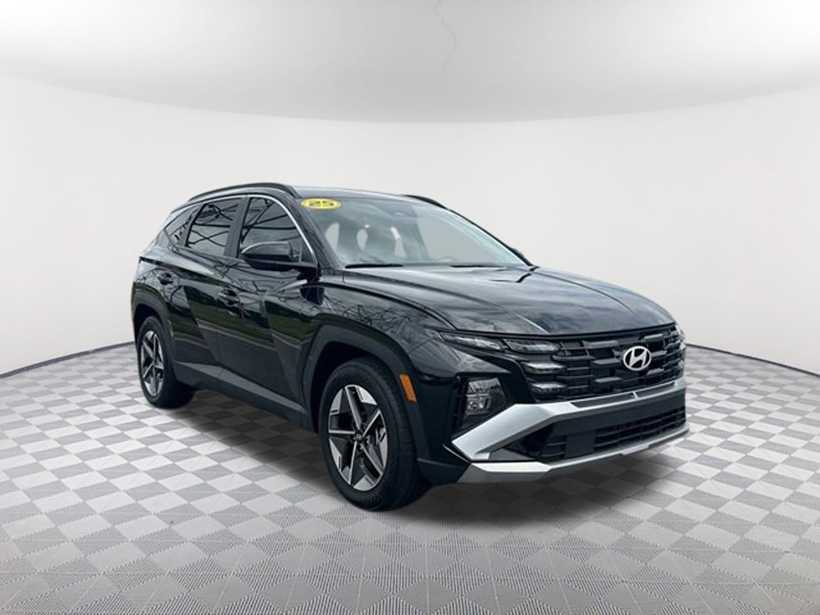 2025 Hyundai Tucson SEL photo 2